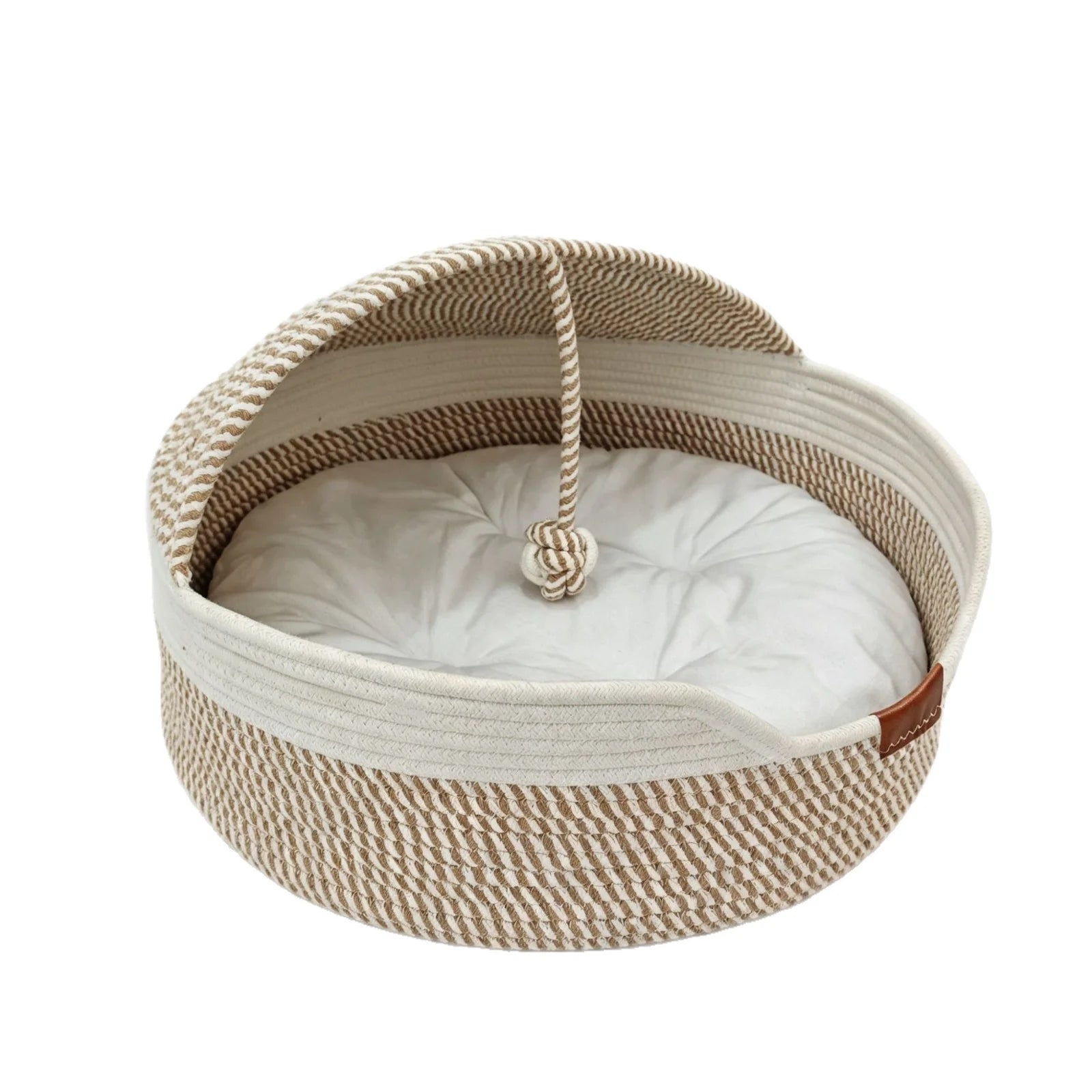 Rope Cat Bed Basket – Cozy Nest with Play Rope