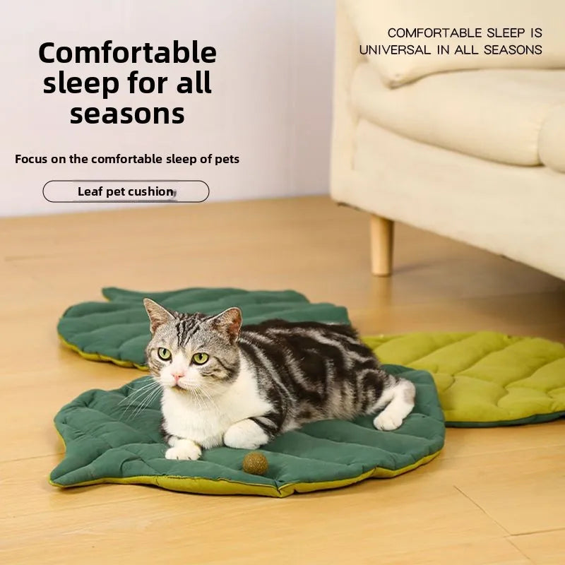 Reversible Leaf Pet Cushion – Non-Slip Travel Bed Mat